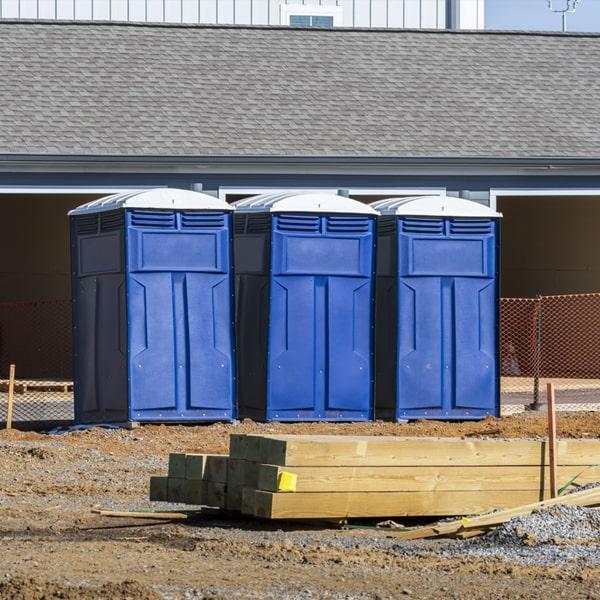 construction site porta potties provides a self-contained water supply for all of our portable toilets on work sites